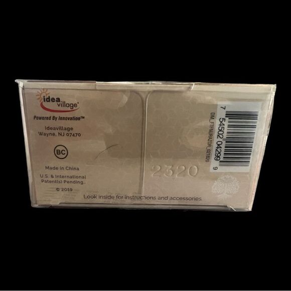 NEW in BOX Touch Flawless NU Razor - Picture 8 of 9